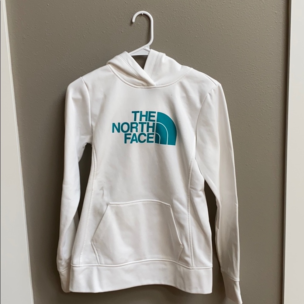 White north face sweatshirt